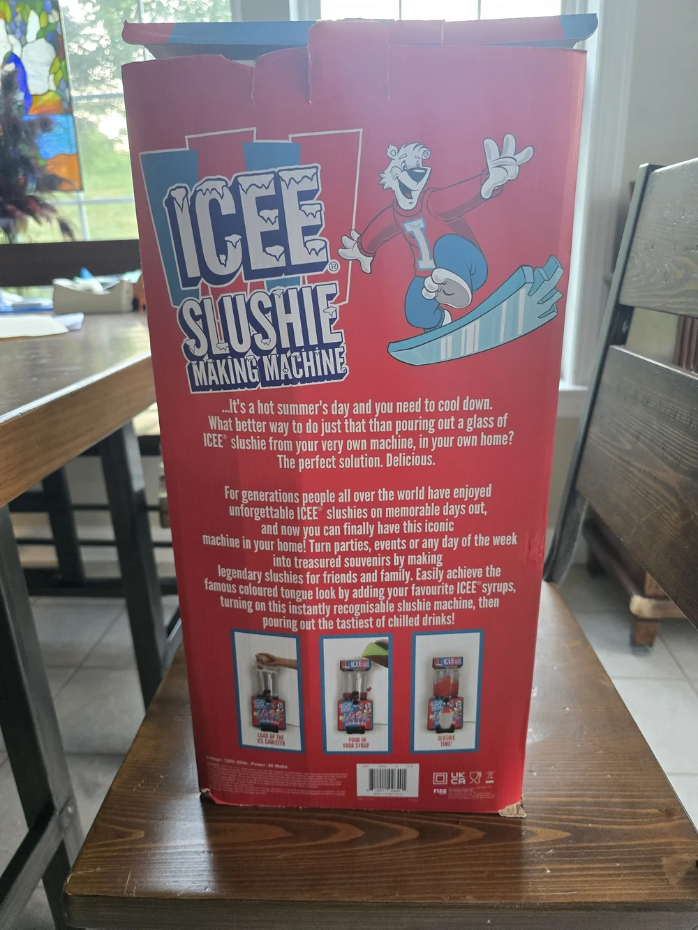 Ice Red and Blue Slushie Making Machine